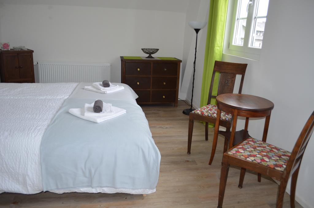 Hotel "Cafe Verkehrt" - Wellcome Motorbiker, Berufsleute Und Reisende Im Schwarzwald Oberhof (Baden-Wurttemberg) Quarto foto